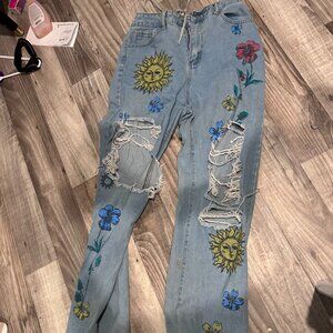 Ripped jeans, Unqiue women's